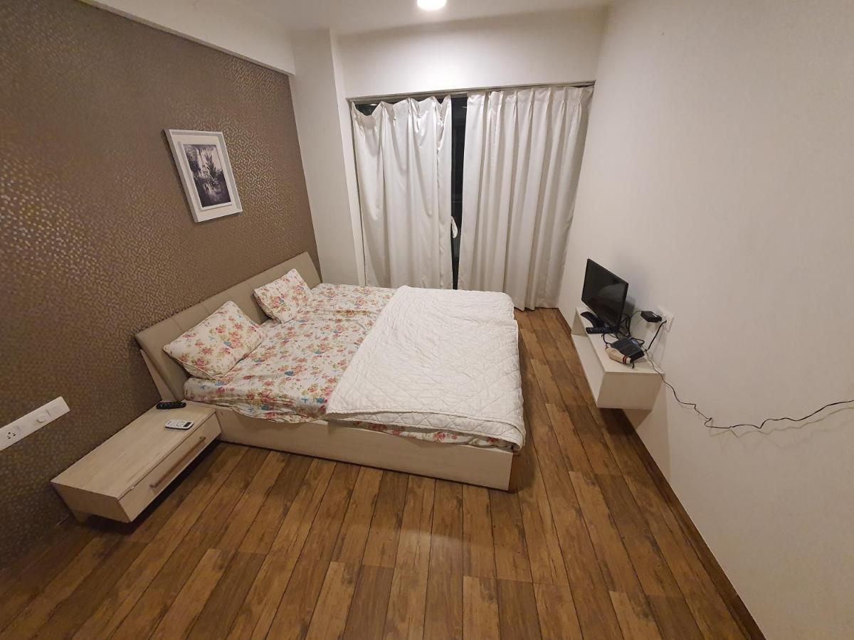 P C Homes At Belliza Near Airport Сурат Экстерьер фото